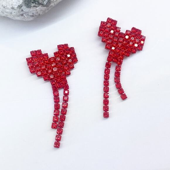 NEW Red Crystal Heart Earrings - Picture 6 of 12